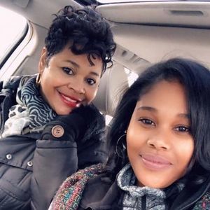 Meet your Posher, Roni